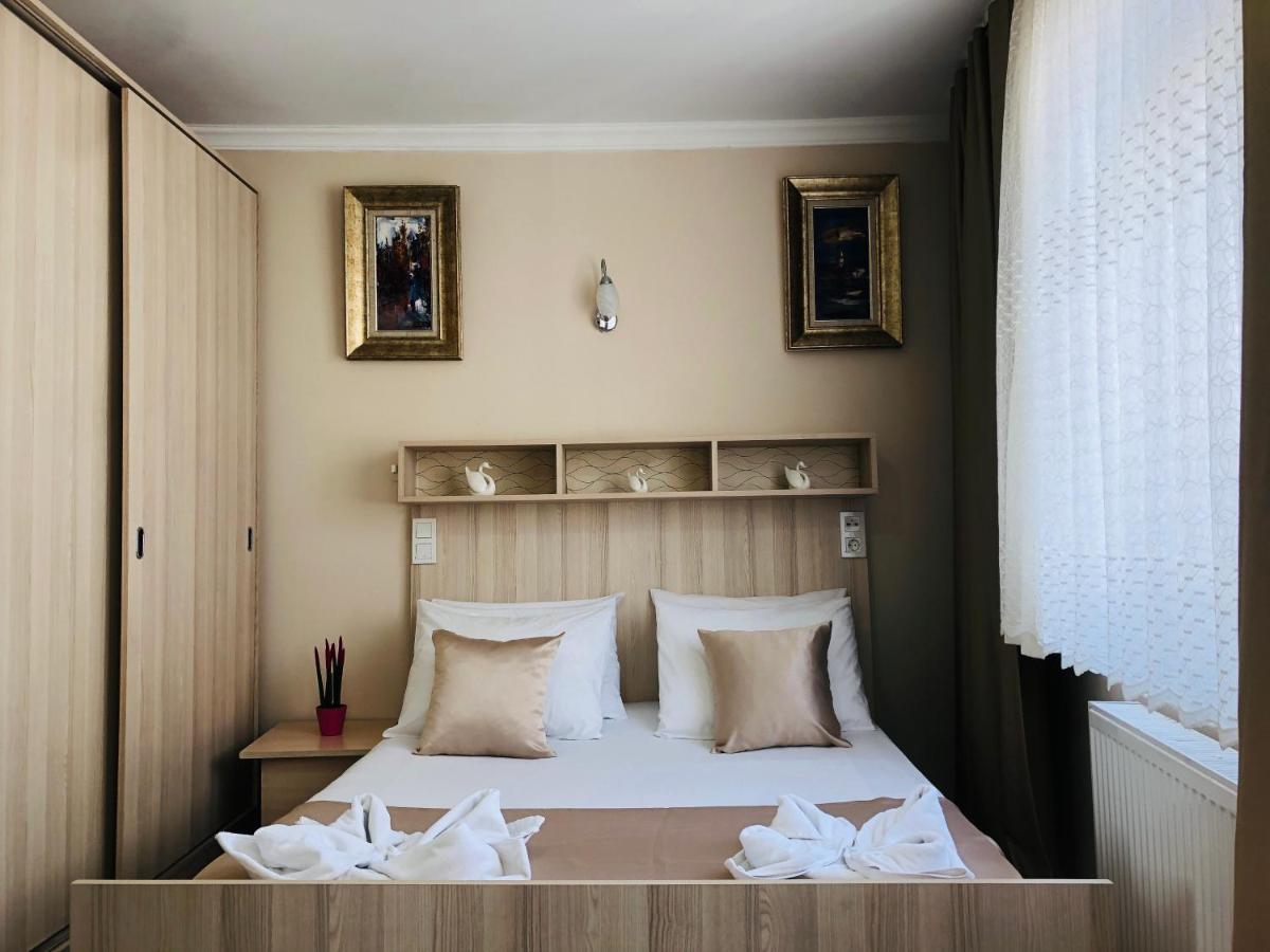 คาร์วาน โฮเต็ล Hotel อิสตันบูล ภายนอก รูปภาพ